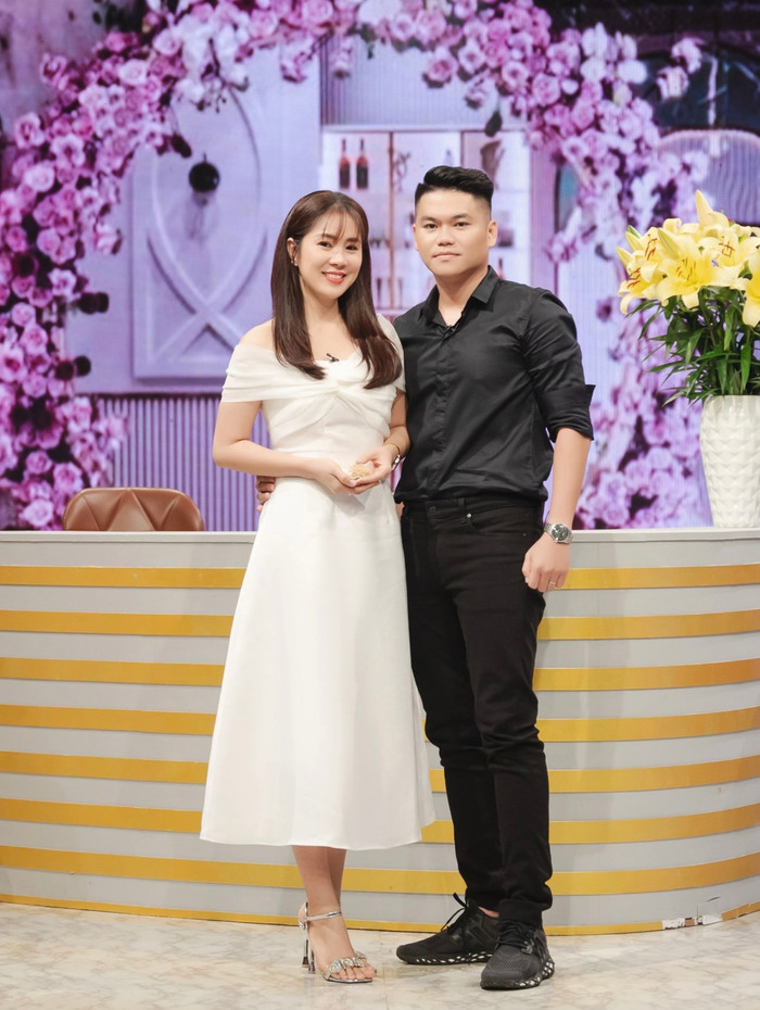 Cặp đôi được nhận xét có tướng phu thê.