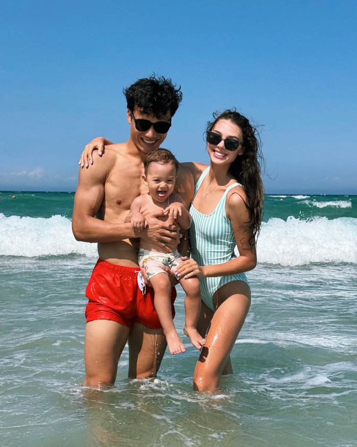 Vợ chồng Dianka Zakhidova - Bùi Tiến Dũng vẫn mặn nồng như thuở mới yêu.