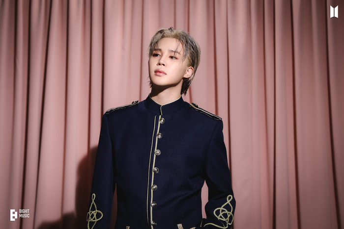 Thành viên trong ekip tiết lộ về Jimin (BTS) Ảnh 1