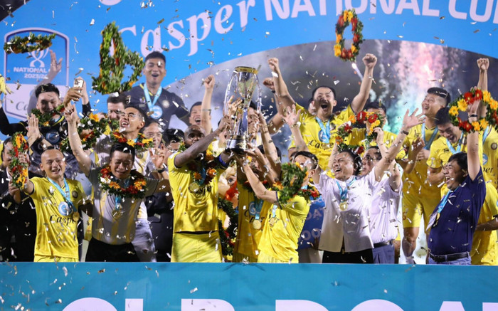 Bất thường như bóng đá Việt Nam: Tiêu tiền nhưng không báo lãi Ảnh 2