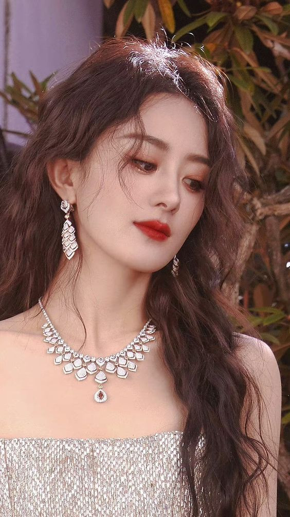 Triệu Lệ Dĩnh bị nghi mua giải thưởng Bách Hoa, dùng chiêu trò để đánh bóng tên tuổi Ảnh 3