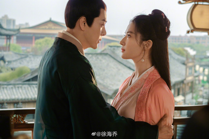 Từ Hải Kiều là vị hôn phu của Lưu Diệc Phi trong Mộng Hoa Lục