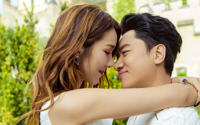 Hoa hậu cưới 'chú lùn' kém sắc với hôn lễ 6 tỷ, từng khổ sở vì 'hợp đồng cấm yêu' Ảnh 2