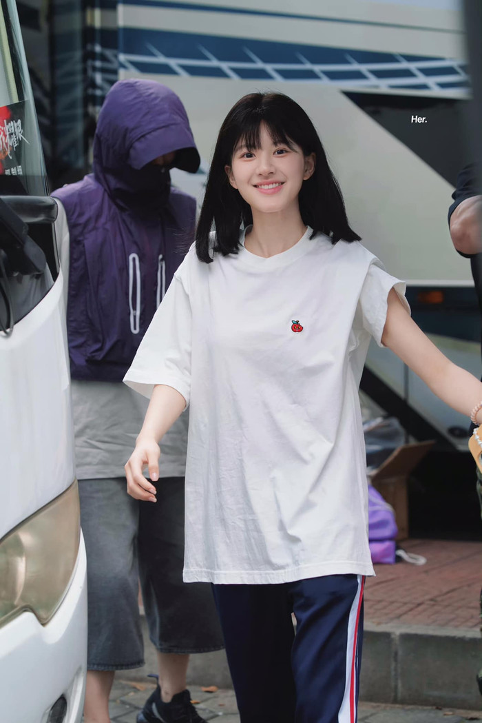 Triệu Lộ Tư xứng danh nữ thần thanh xuân kế nhiệm Trịnh Sảng, Đàm Tùng Vận Ảnh 3