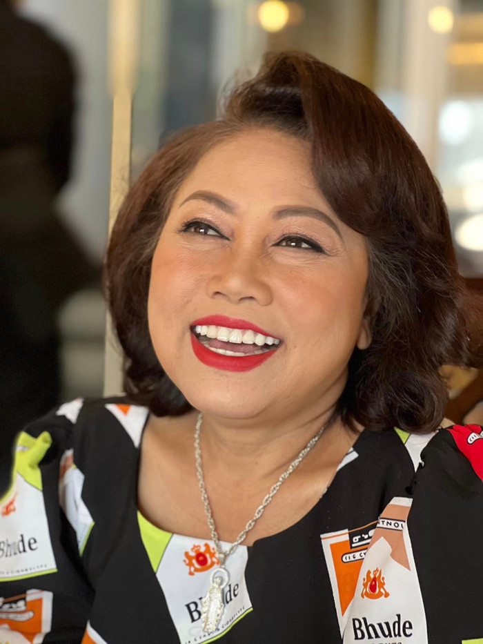 'Họa mi núi rừng' duy trì công việc chăn nuôi bên cạnh ca hát. Cô được gia đình ủng hộ, là hậu phương vững chắc. 