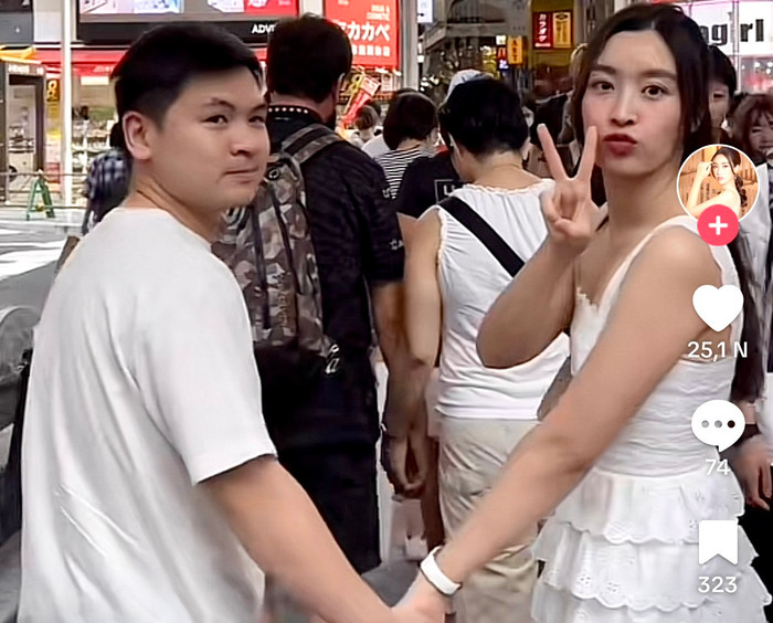 Đỗ Mỹ Linh cùng chồng đi du lịch Nhật Bản.