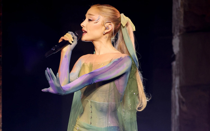 Rộ tin Ariana Grande tổ chức tour diễn tại Hàn Quốc, lùm xùm năm xưa được nhắc lại? Ảnh 2