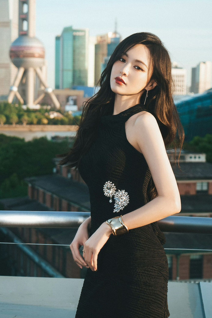 3 sao nữ 85 có bước tiến đáng kể trong năm 2024: Lưu Diệc Phi vẫn chưa bằng Triệu Lệ Dĩnh - Đường Yên Ảnh 2