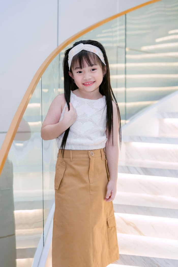 Con gái Lê Dương Bảo Lâm là nhóc tỳ 'hot hòn họt' trên mạng xã hội với những video dance cover triệu view.