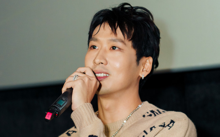 Tuấn Trần xúc động nhớ về người ba đã khuất sau thời gian làm việc với NSƯT Hoài Linh Ảnh 2