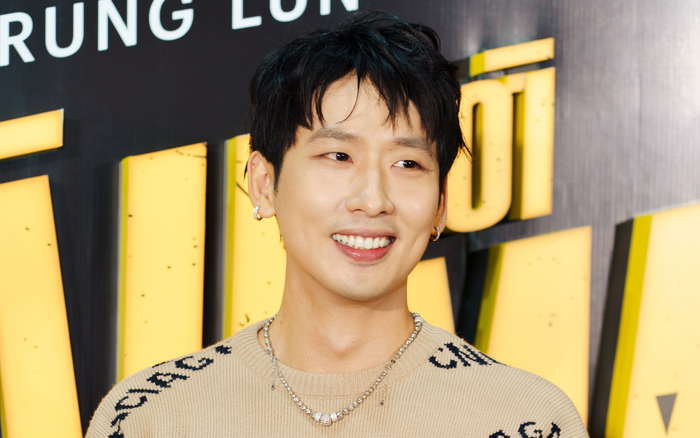 Tuấn Trần lộ diện bảnh bao, trong phim mới, anh vào vai con trai Hoài Linh.