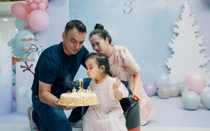 Võ Hạ Trâm lo lắng một điều ở con gái lai Ấn Ảnh 2