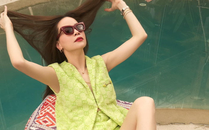 Đẳng cấp quý cô: Hồ Ngọc Hà trẻ trung với bản phối vàng chanh giá trăm triệu Ảnh 2