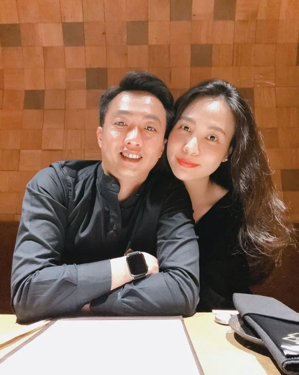 Động thái lạ của Đàm Thu Trang khiến dân tình xôn xao bàn tán. 