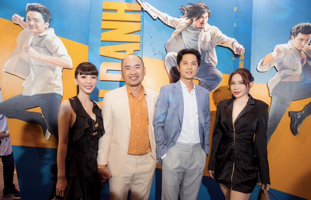 Vợ chồng Thu Trang - Tiến Luật với Khả Như và Huỳnh Phương là những người đồng nghiệp thân thiết. 