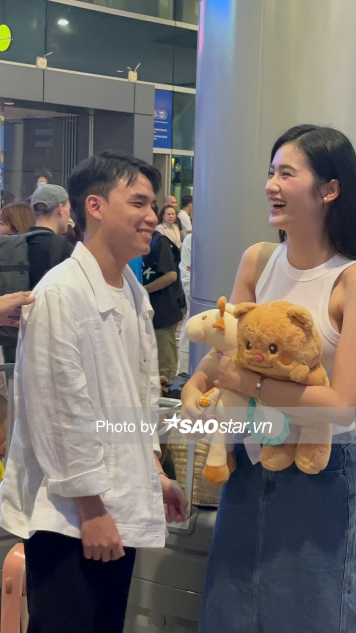 Tình cảm của Hoa hậu Ý Nhi và Anh Kiệt vẫn sâu đậm dù có khoảng cách về mặt địa lý. 