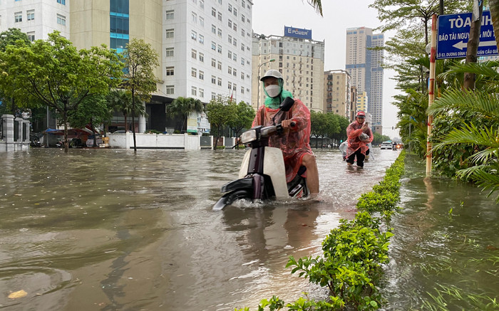 Những tuyến phố nào ở Hà Nội có nguy cơ ngập sâu do mưa lớn? Ảnh 2