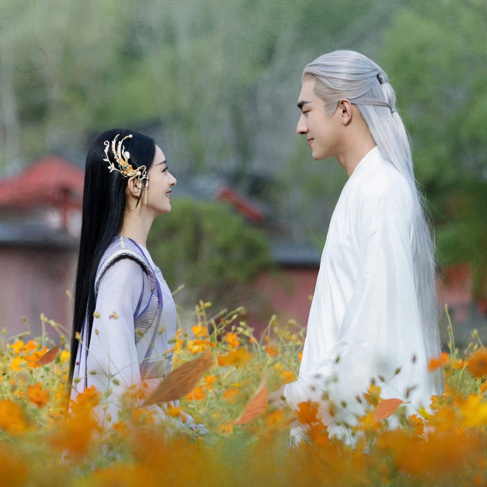 Dữ Phượng Hành giúp Triệu Lệ Dĩnh trở thành sao nữ có nhiều lượt tìm kiếm nhất trên Weibo 2024/ 