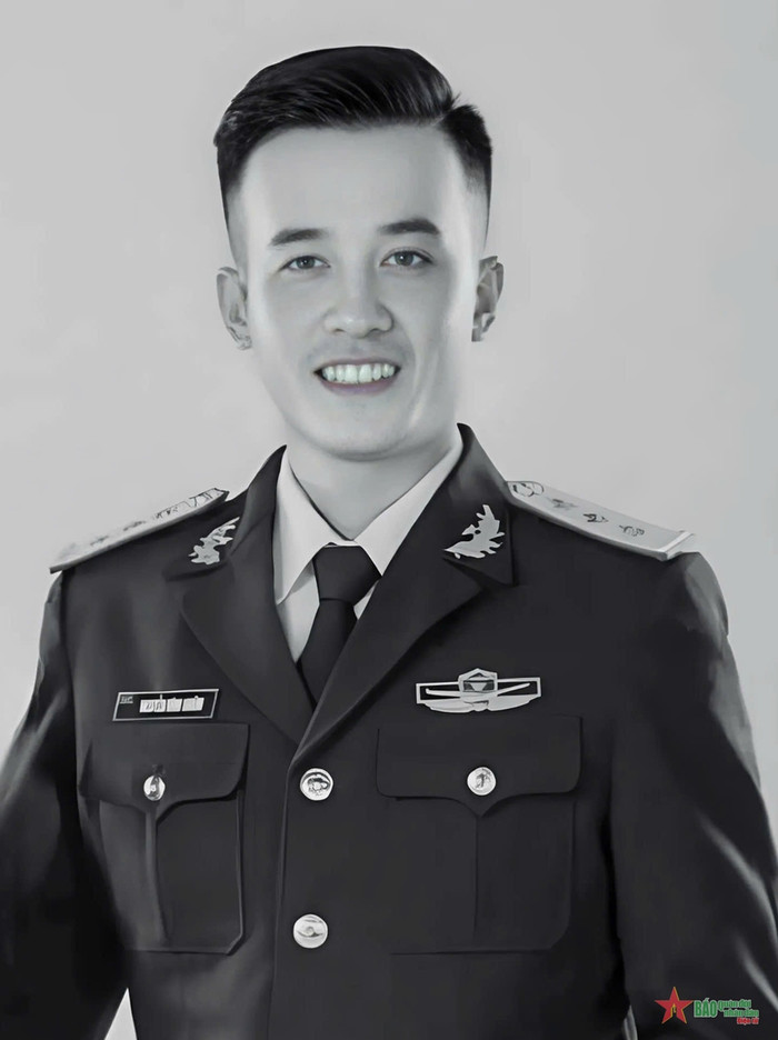 Đồng chí Thượng úy Nguyễn Đình Khiêm hy sinh trong nhiệm vụ chống bão Yagi. Ảnh: Báo Quân đội Nhân dân điện tử