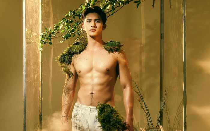 Chàng trai 9X gây sốt MXH với loạt ảnh khoe body 6 múi, danh tính chẳng xa lạ! Ảnh 2