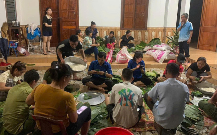 Xúc động hình ảnh người dân cả nước chung tay, hướng về các tỉnh chịu bão lũ Ảnh 2