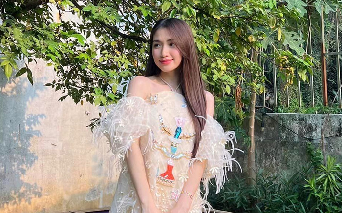 Hoà Minzy chọn giày cao gót đỉnh cỡ nào? Ảnh 2