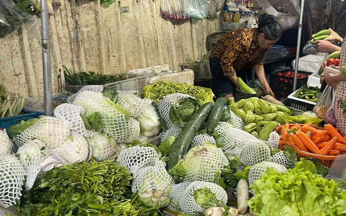 Giá rau ở Hà Nội tăng mạnh sau bão Ảnh 2