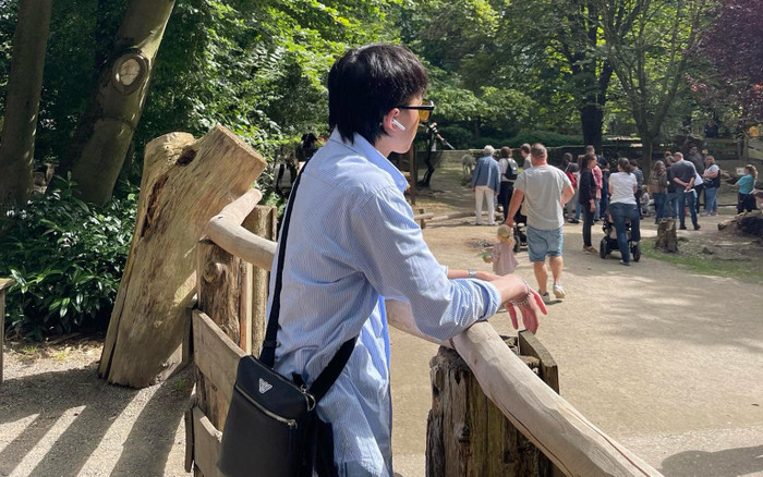 Chàng trai sở hữu tên nữ tính nhất trường, đi học toàn được các bạn nam xem mặt Ảnh 2