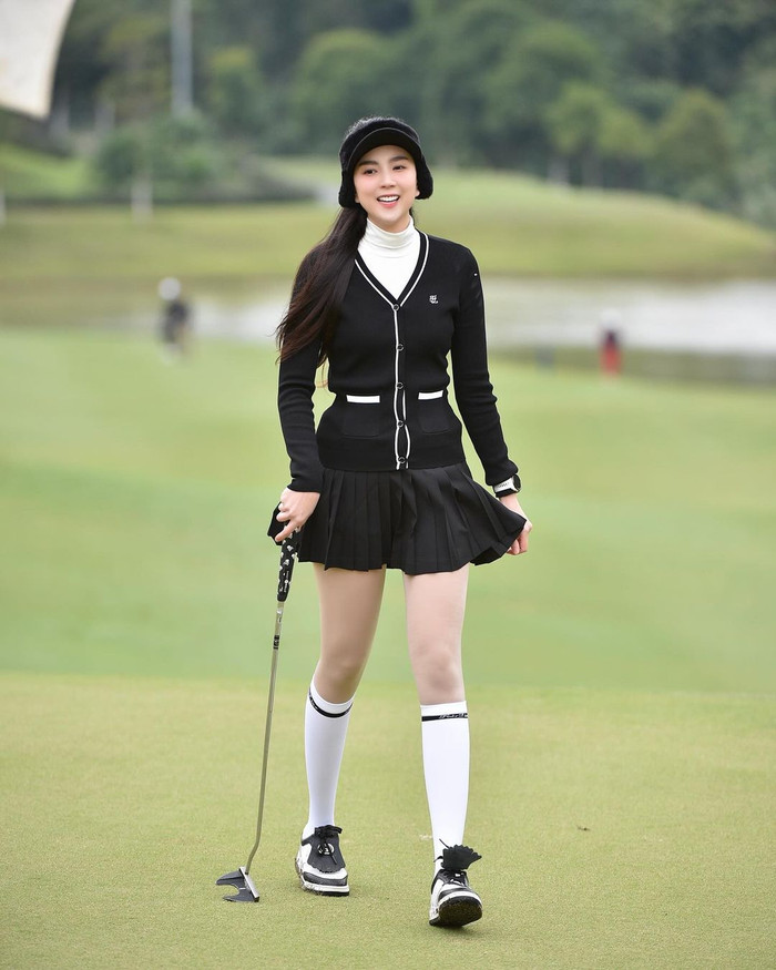 MC Mai Ngọc cực kỳ yêu thích bộ môn 'thể thao nhà giàu'. Ảnh IGNV