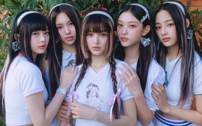 NewJeans livestream 'đối chất' HYBE, yêu cầu phục chức của Min Hee Jin Ảnh 2