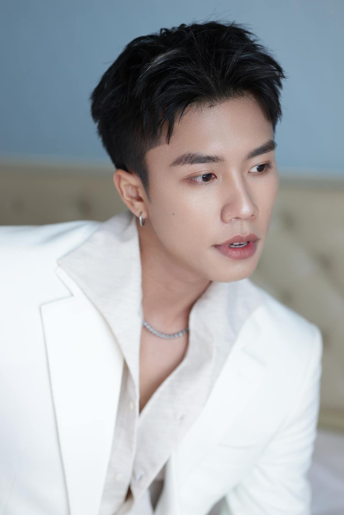 Long Vũ hiện vẫn đang tận hưởng cuộc sống độc thân.&nbsp;