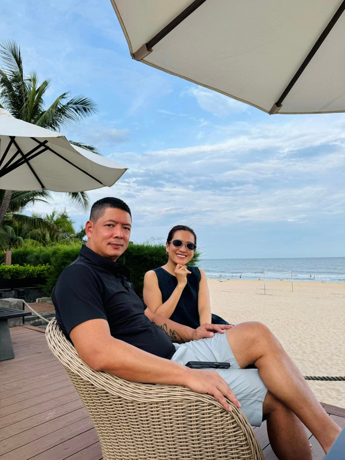 Bình Minh hiện giải nghệ, chuyển qua kinh doanh và dành nhiều thời gian cho vợ con.