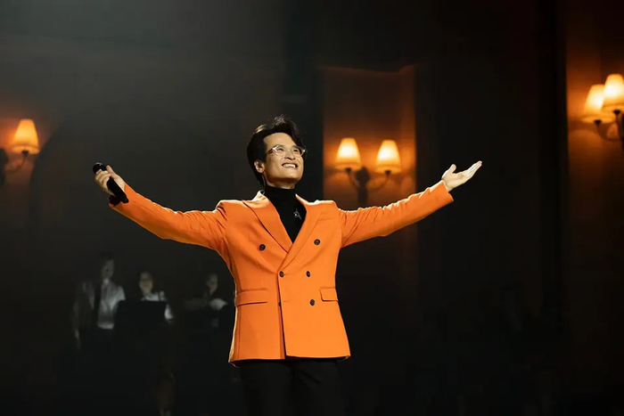 Hà Anh Tuấn mới đây đã quyên góp 1 tỷ đồng cho việc khắc phục hậu quả sau bão. 