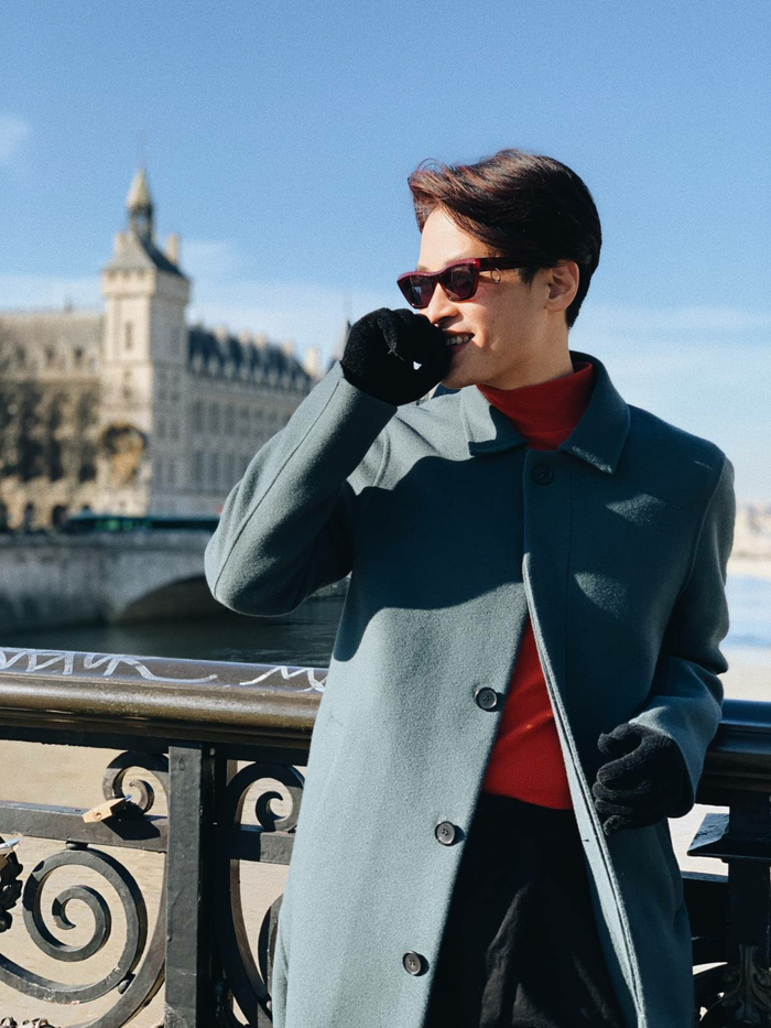 Ở tuổi U40, Hà Anh Tuấn chọn cuộc sống kín tiếng, không ồn ào, chỉ tập trung cho âm nhạc cũng như các hoạt động thiện nguyện. 