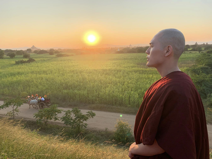 Cháu nuôi Hoài Linh từng xuống tóc xuất gia, hiện tại thế nào? Ảnh 2