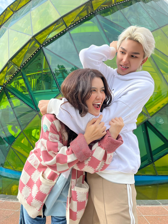 Quyên Qui và Nhật Quang từng là cặp đôi gây sốt trên mạng xã hội vì 'xứng đôi vừa lứa'.