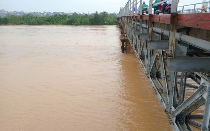 Lũ trên sông Hồng đã xuống dưới mức báo động 2 Ảnh 2