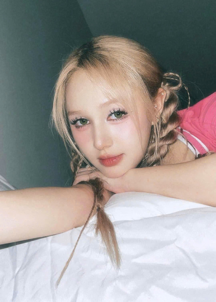 Xoài Non được nhận xét xinh như búp bê.