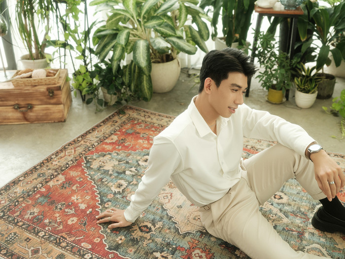 Luke D từng bị gia đình ngăn cản khi có ý định lấn sân sang âm nhạc. 