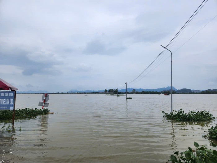 Sẵn sàng lực lượng, phương tiện cứu hộ, cứu nạn khi cần thiết.