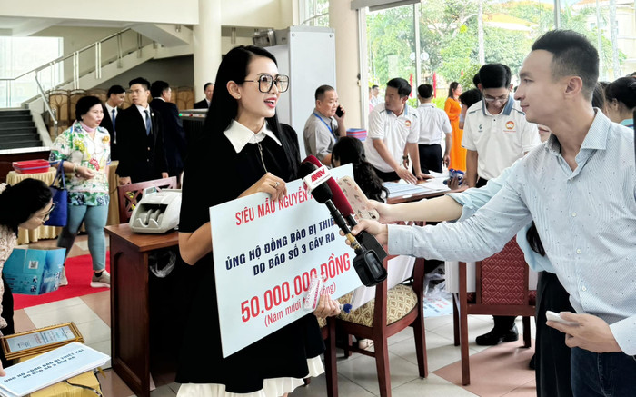 Siêu mẫu Anh Thư nói chuyện sao kê tiền ủng hộ vùng lũ: 'Mọi thứ đều minh bạch' Ảnh 2