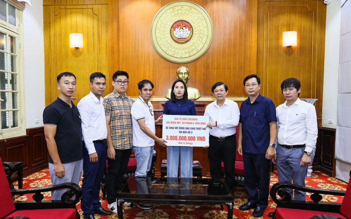 Giao kèo của Tuấn Hưng - Duy Mạnh trở thành hiện thực: 3 tỷ được góp cho đồng bào vùng lũ! Ảnh 2