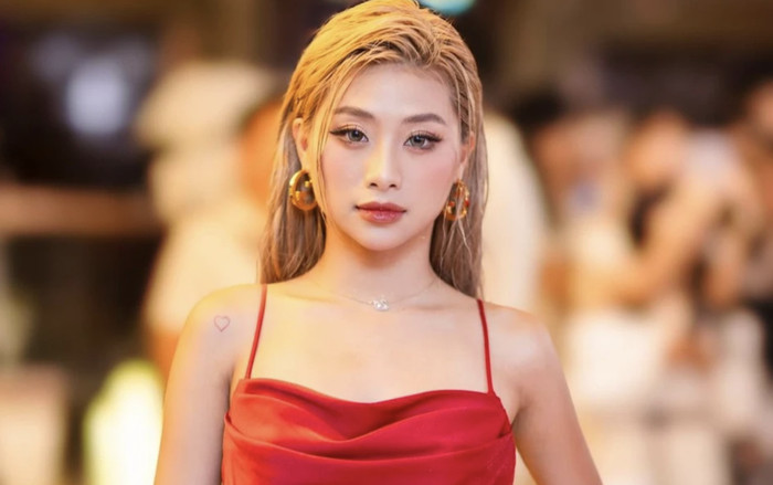 Louis Phạm lại 'phông bạt' 10.000 đồng thành trăm triệu Ảnh 2