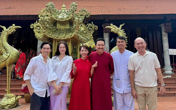 Trấn Thành đi giỗ Tổ nghề một mình, 'đập tan' tin đồn bất hoà với đồng nghiệp Ảnh 2