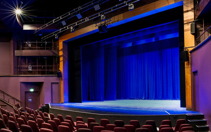 Nam nghệ sĩ từng ngồi tù vì ăn chặn 32 tỷ tiền từ thiện, giờ ra sao? Ảnh 2