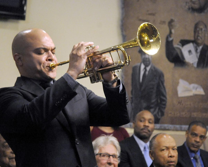 Nam nghệ sĩ từng ngồi tù vì ăn chặn 32 tỷ tiền từ thiện, giờ ra sao? Ảnh 3