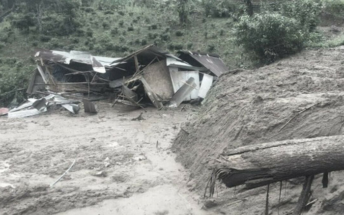 Cô giáo đau lòng khi học sinh 8 tuổi qua đời do sạt lở đất Ảnh 2