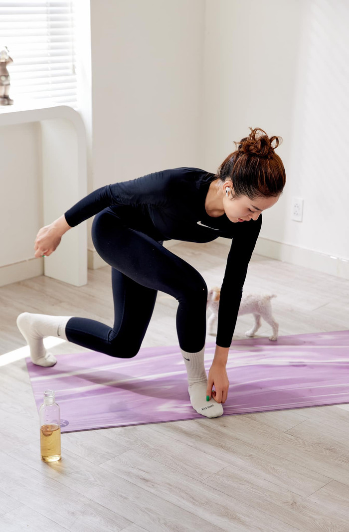 Hoa hậu Kỳ Duyên chăm chỉ tập thể dục mỗi ngày để giảm cân và duy trì vóc dáng. Ảnh FBNV