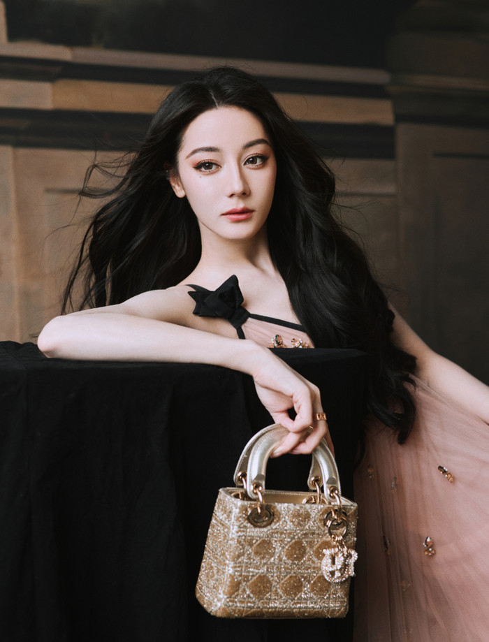 Địch Lệ Nhiệt Ba