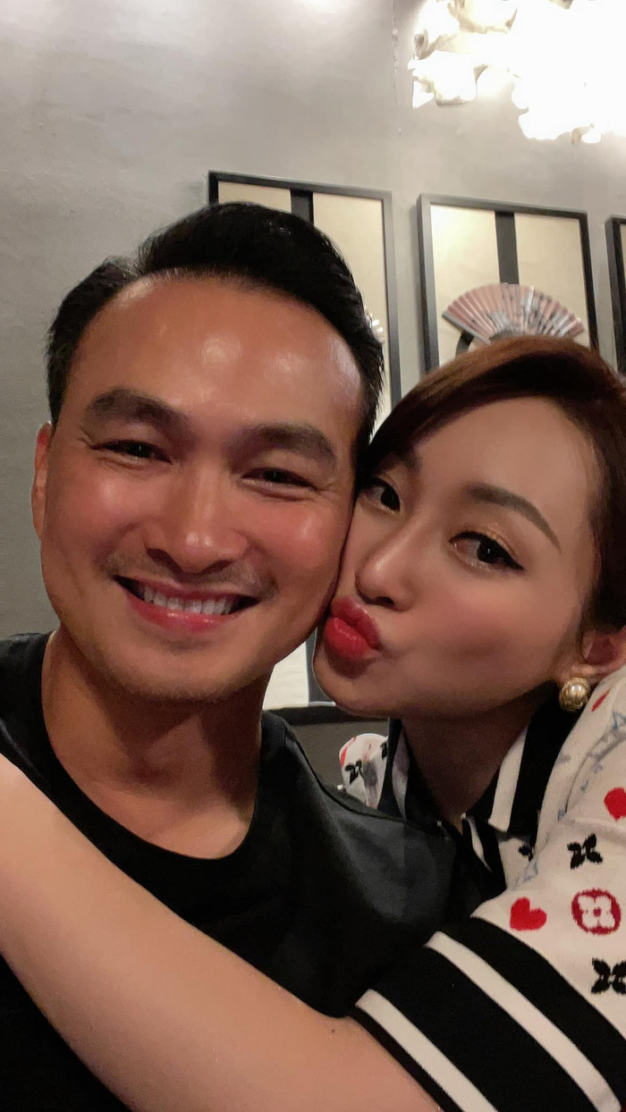 Trước khi cưới Chi Bảo, Lý Thùy Chang có sự nghiệp ổng định, là chủ của chuỗi spa cao cấp.